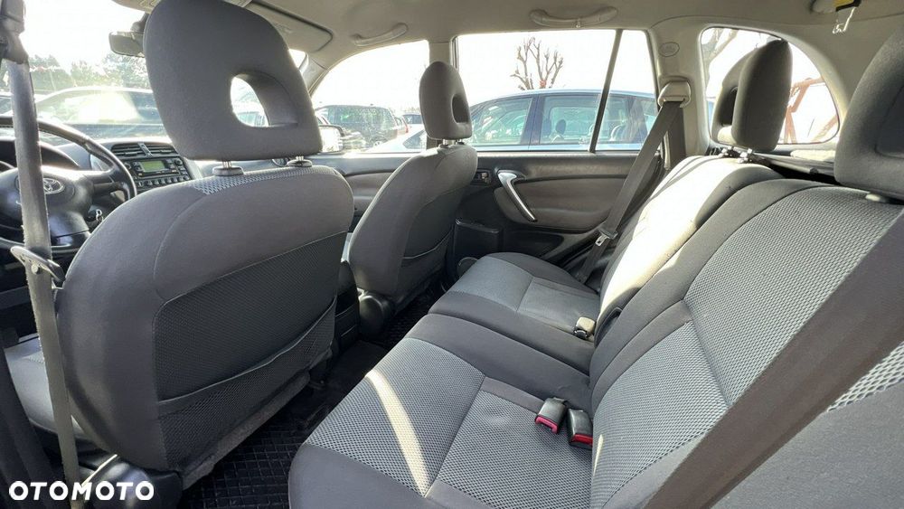 Toyota RAV4 - 20