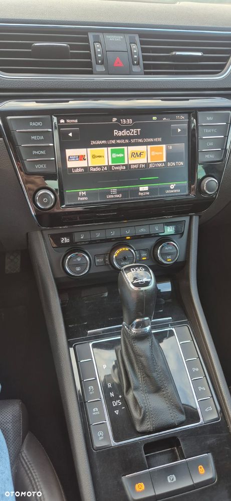 Skoda Superb 2.0 TDI L&K DSG - 8