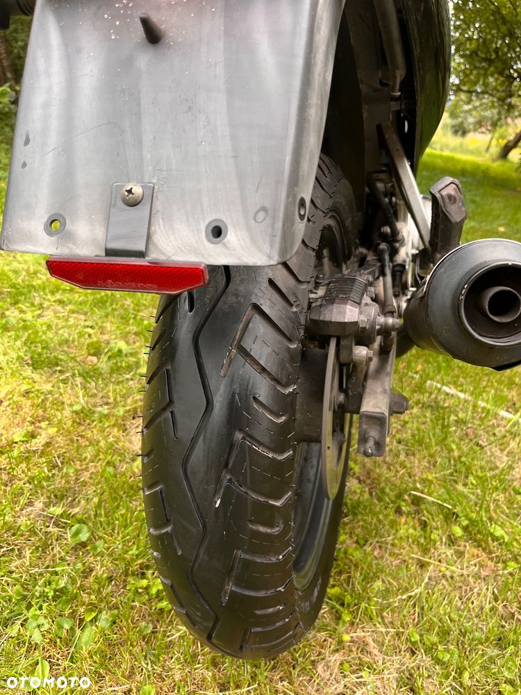 Suzuki GS - 10