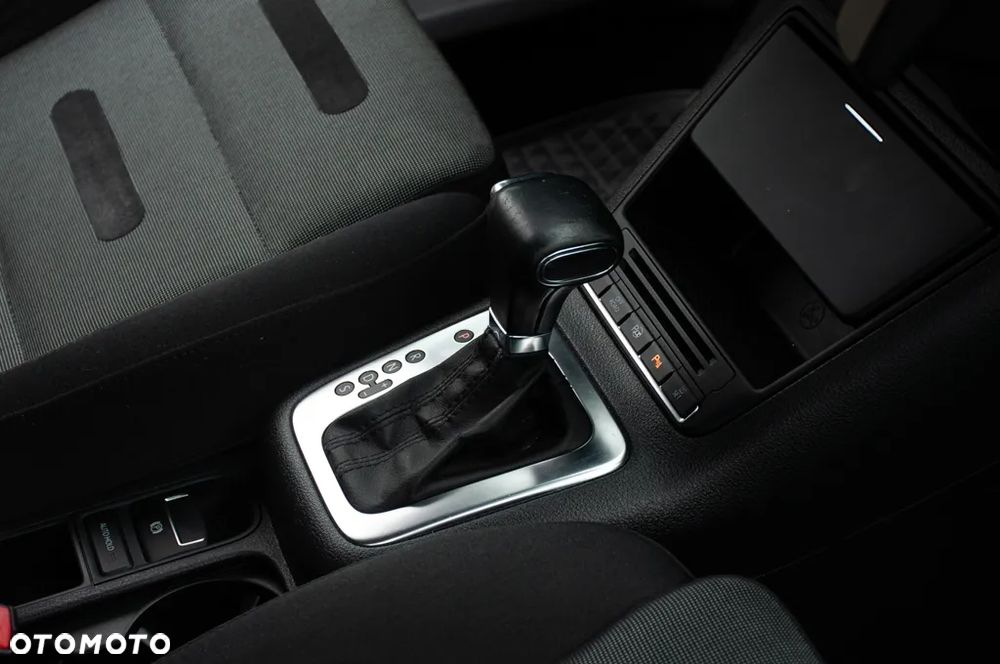 Volkswagen Tiguan 2.0 TDI DPF 4Motion DSG Sport & Style - 23