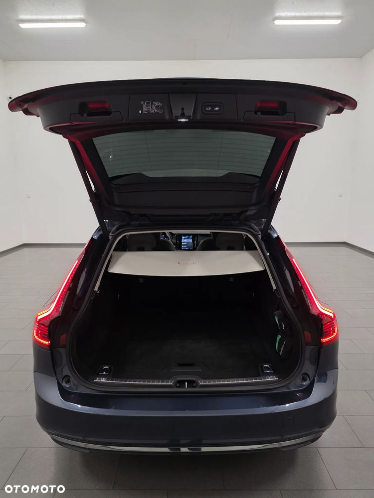 Volvo V90 D5 AWD Inscription - 38