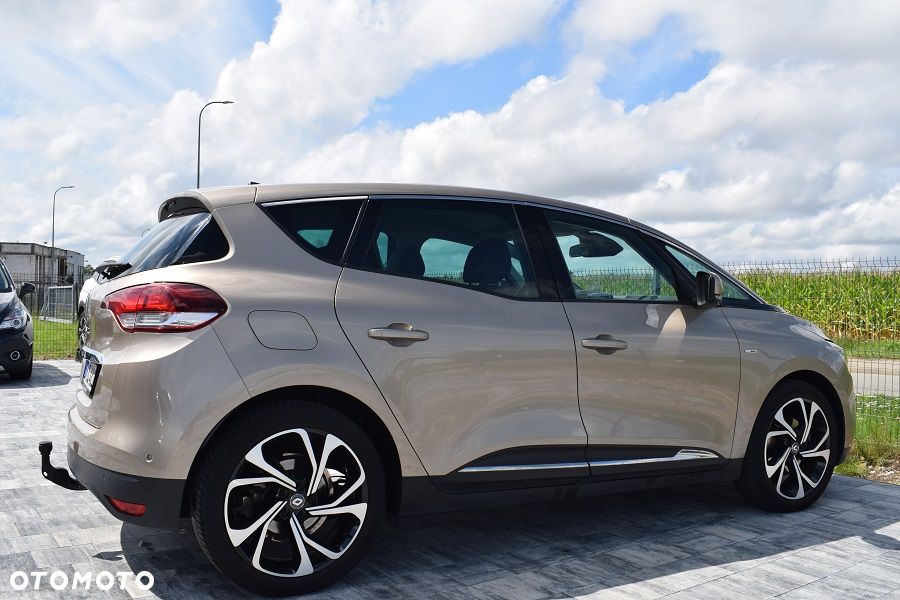 Renault Scenic TCe 140 GPF EDC BOSE EDITION - 28