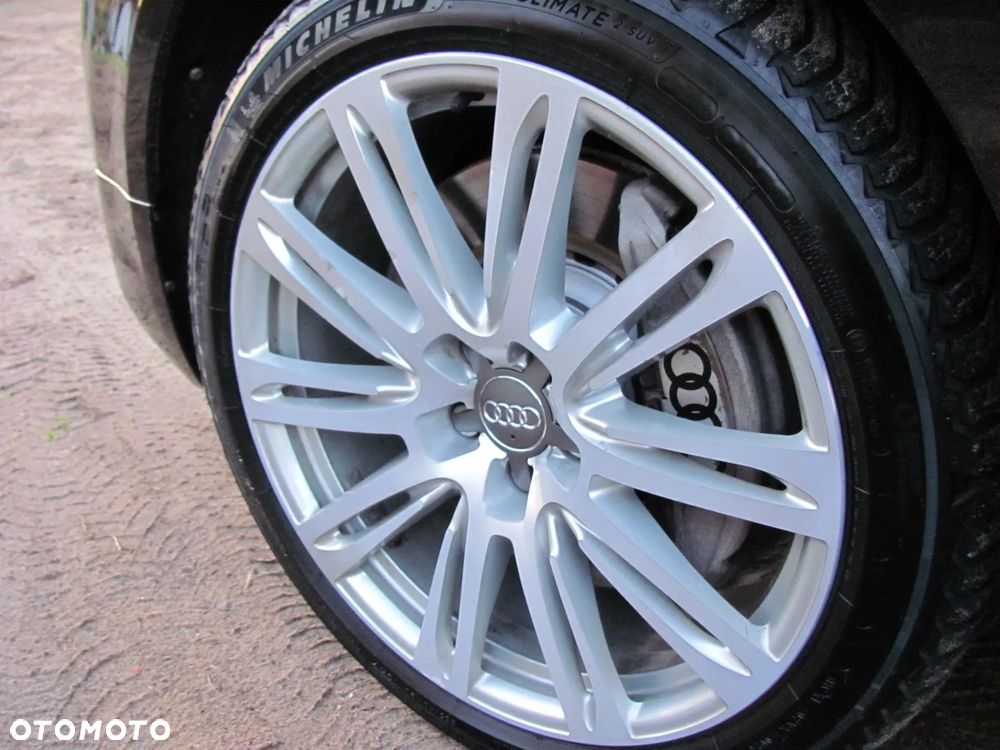 Audi A8 4.0 TFSI cylinder on demand quattro tiptronic Lang - 21