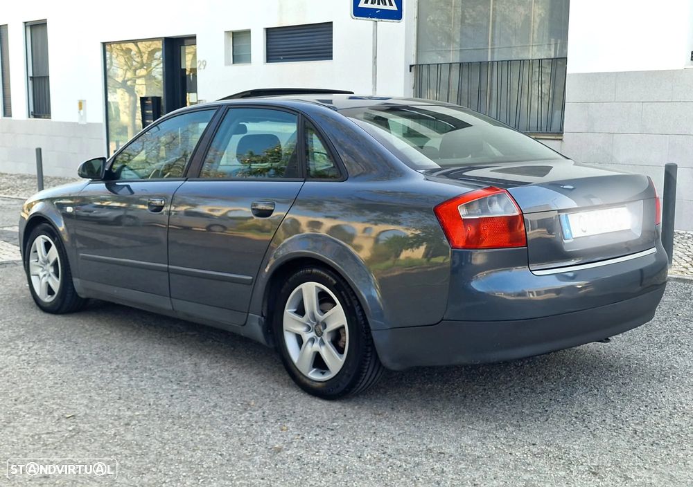 Audi A4 1.9 TDI m6 Sport - 5