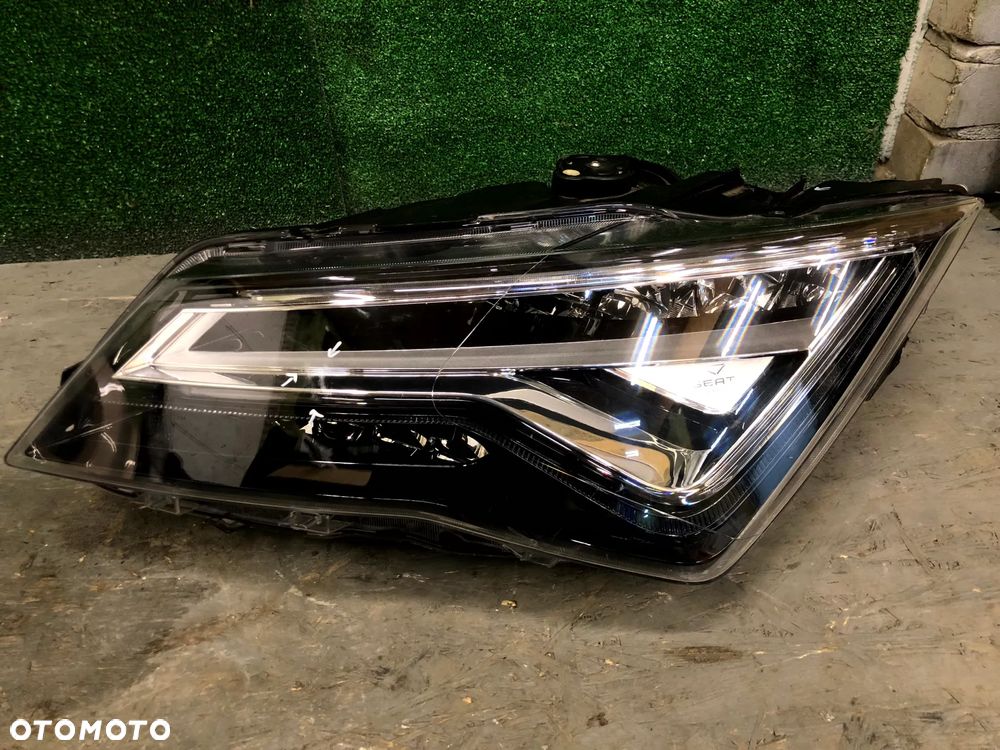 SEAT ATECA LAMPA REFLEKTOR LEWY PRAWY PRZÓD LEWY PRAWY PRZEDNI USZKODZONY JEŻ FULL LED 576941007D 576941008D - 2