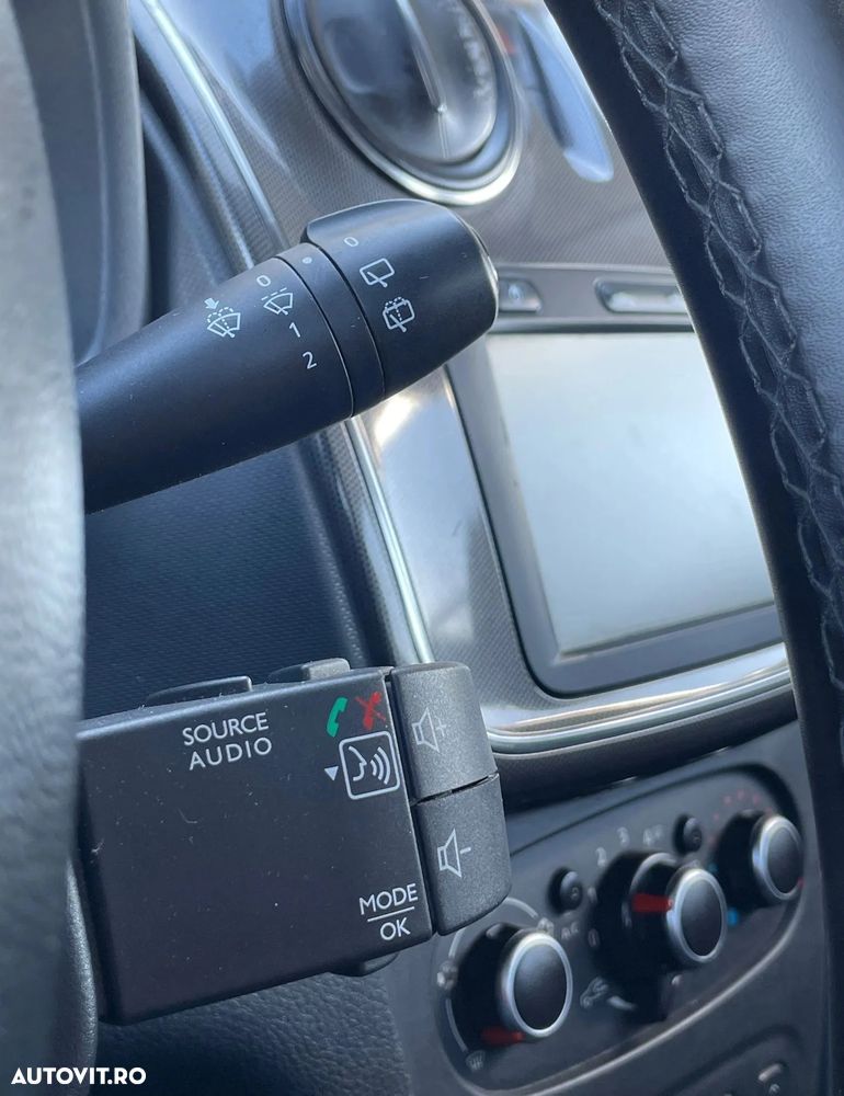 Dacia Logan Blue dCi 95 Stepway - 10