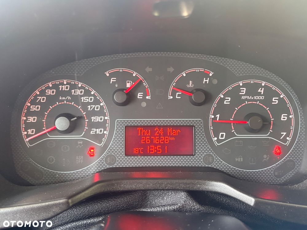 Fiat Fiorino 1.4 Easy - 11