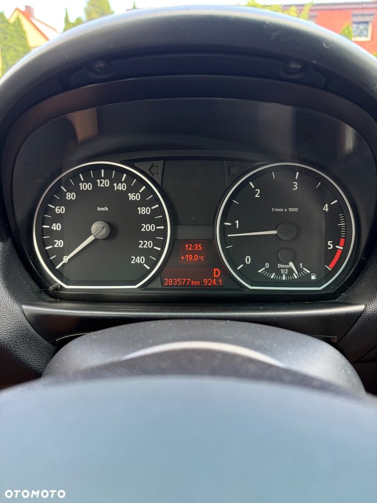 BMW Seria 1 - 12