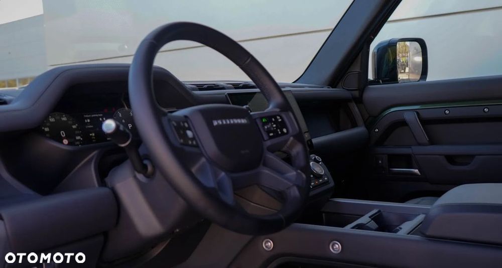 Land Rover Defender 3.0 D350 mHEV X-Dynamic SE - 13