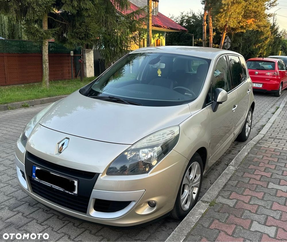 Renault Scenic - 1