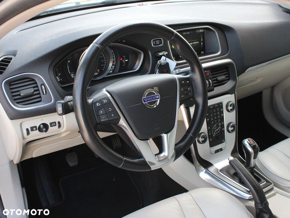 Volvo V40 - 3
