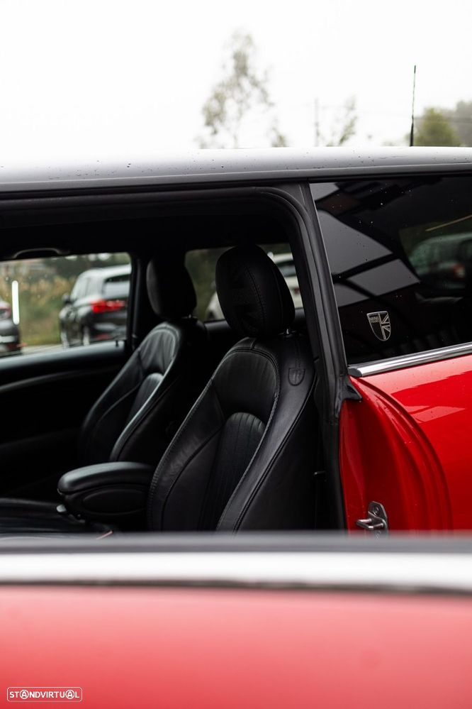 MINI 3 Portas Cooper SE Premium Yours - 31