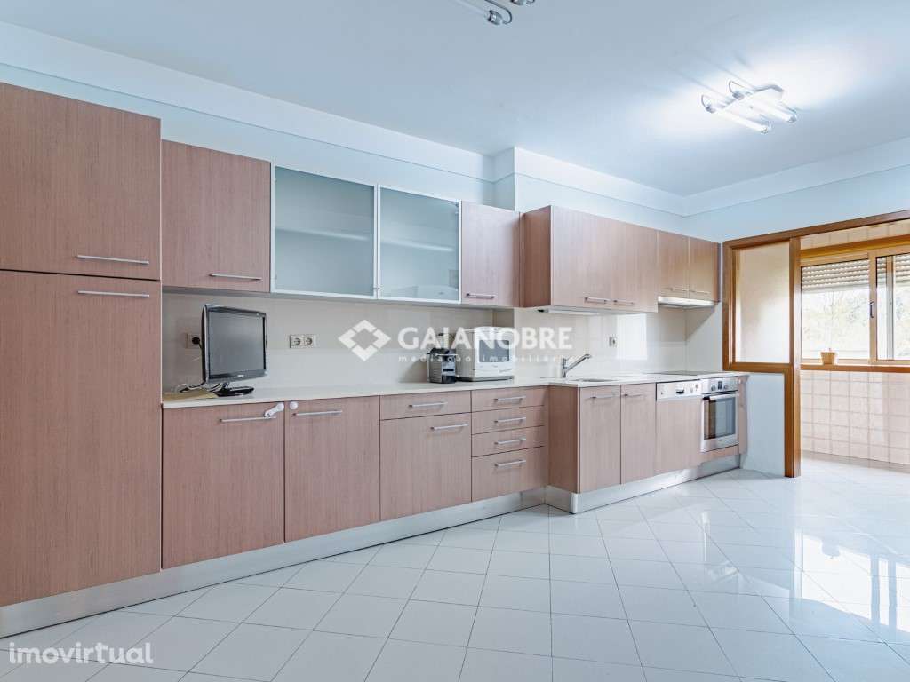 T2+1 em Santa Marinha - Grande imagem: 4/15