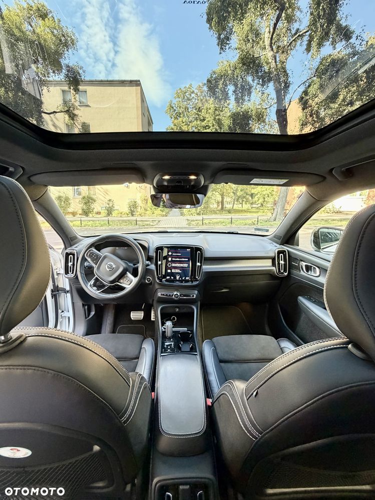 Volvo XC 40 D4 AWD R-Design - 7