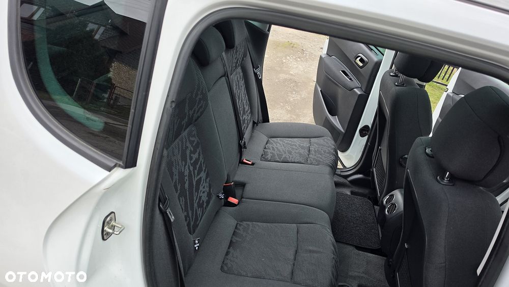 Peugeot 3008 e-HDi 115 ETG6 Stop&Start Business-Line - 19