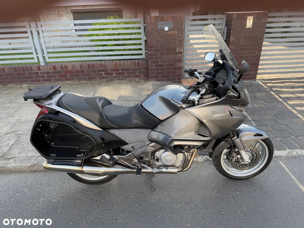 Honda NTV - 4