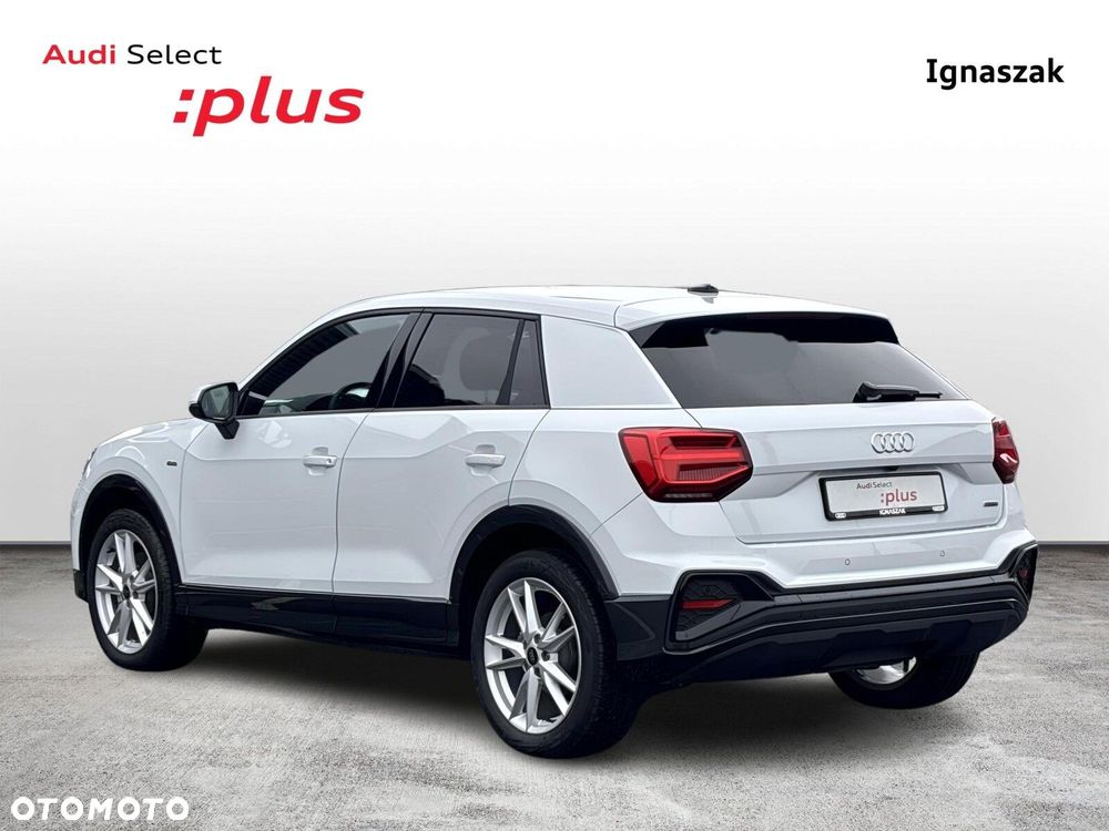 Audi Q2 40 TFSI Quattro S tronic - 4