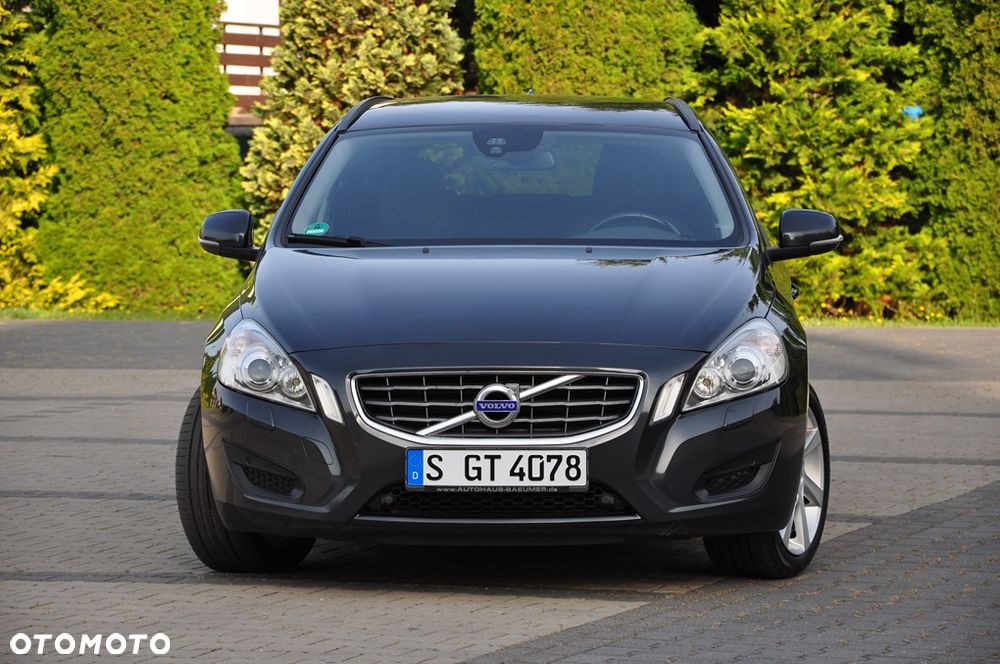Volvo V60 D3 Momentum - 2