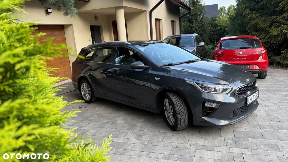 Kia Ceed 1.6 CRDi Eco-Dynamics+ (48V Mild-Hybrid) DCT7 Spirit - 10