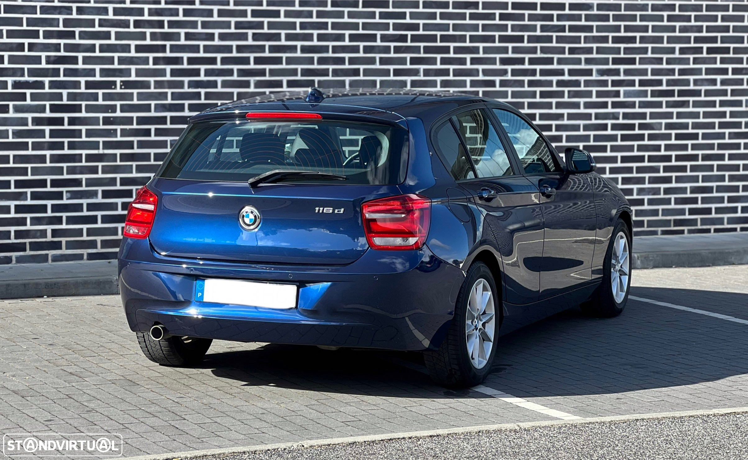 BMW 116 d EfficientDynamics - 8