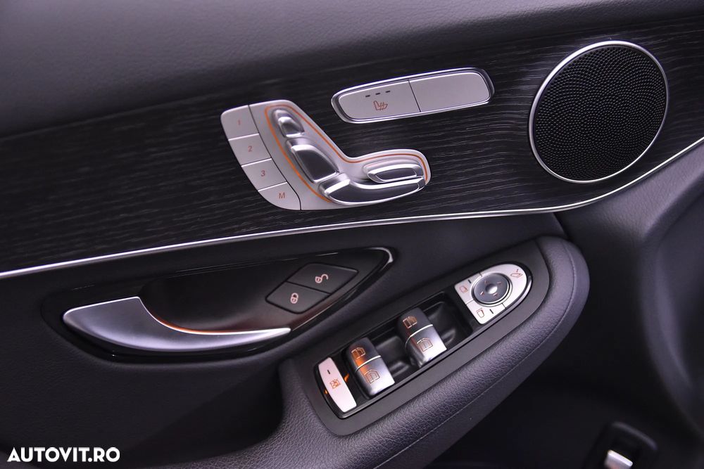 Mercedes-Benz GLC 300 de 4MATIC - 15