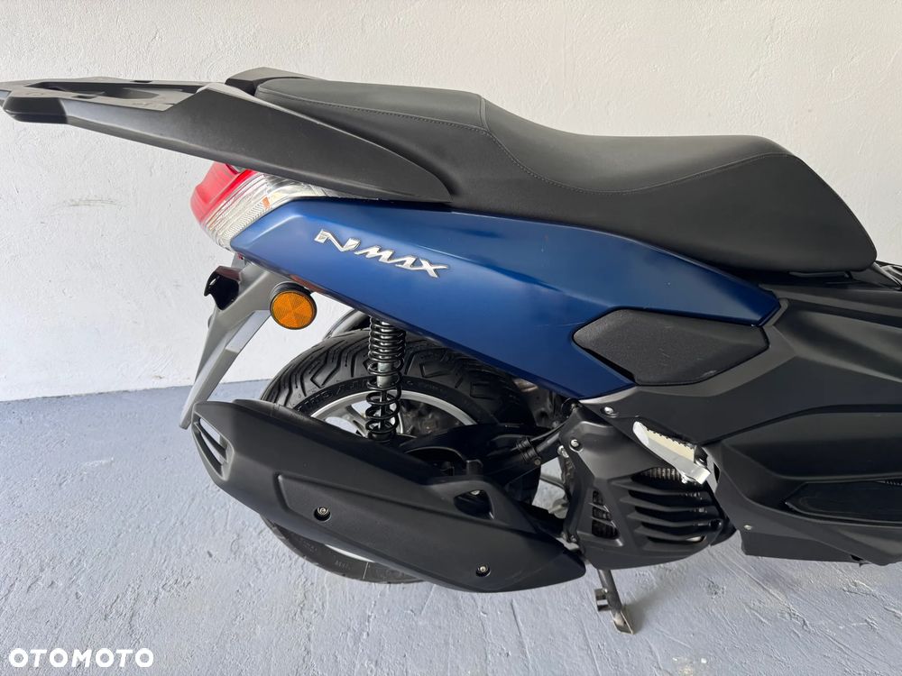 Yamaha NMAX - 18