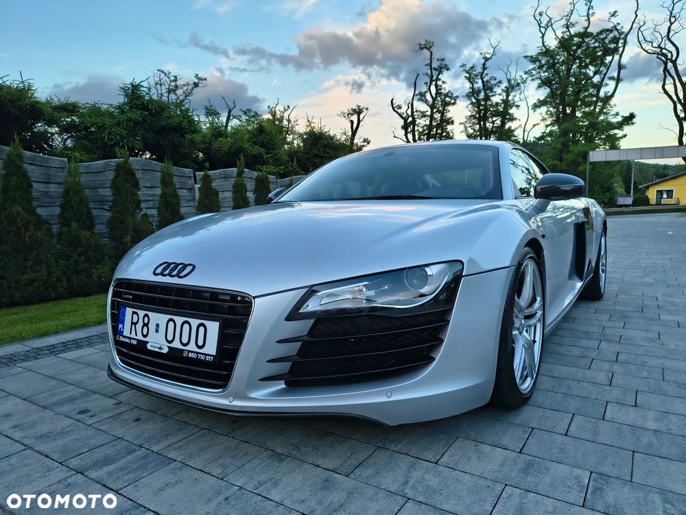 Audi R8 Coupé - 2