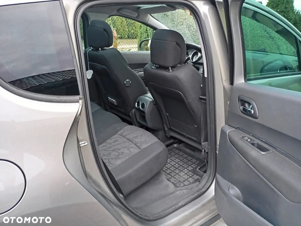 Peugeot 3008 120 VTi Style - 25