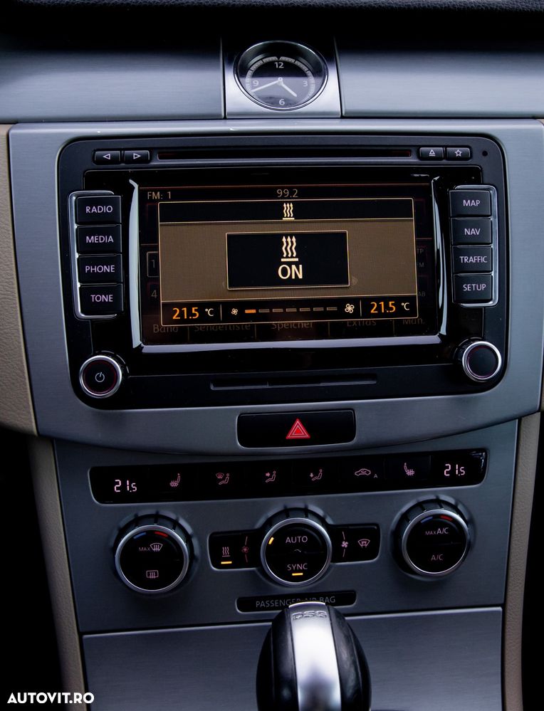 Volkswagen Passat CC - 23