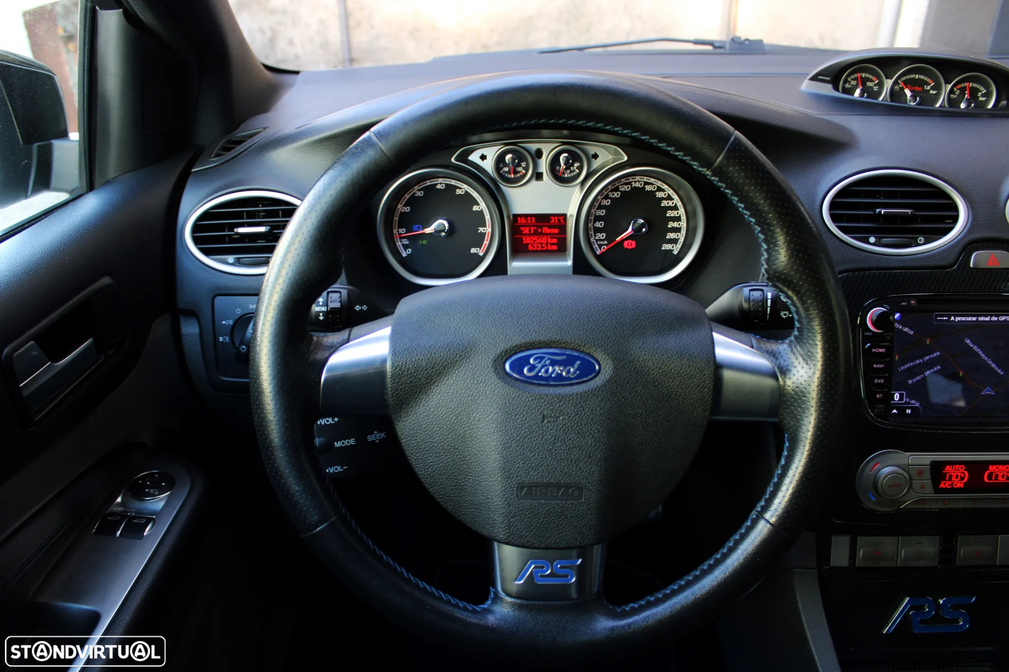 Ford Focus 2.5 T RS - 29