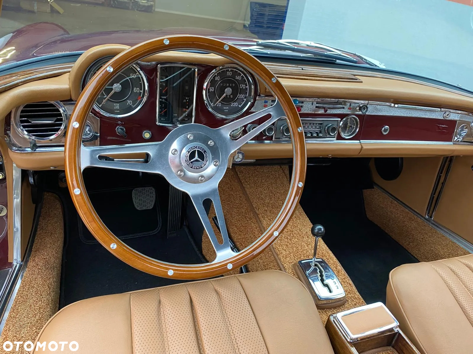 Mercedes-Benz SL - 20