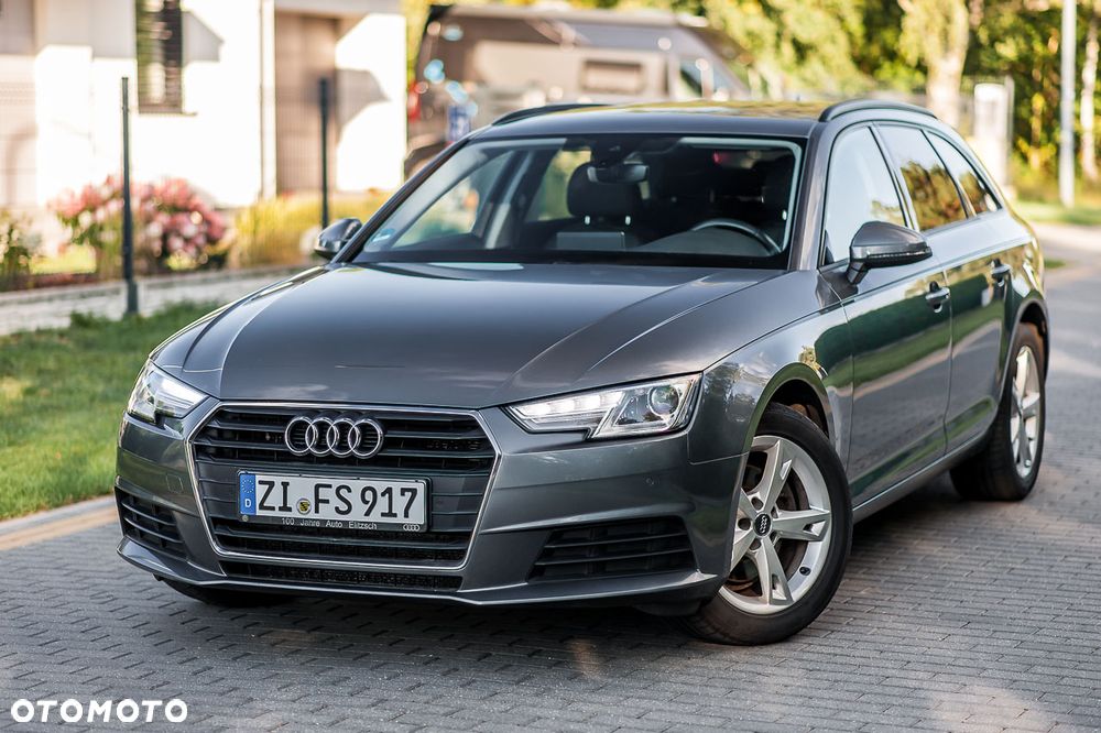 Audi A4 Avant - 1