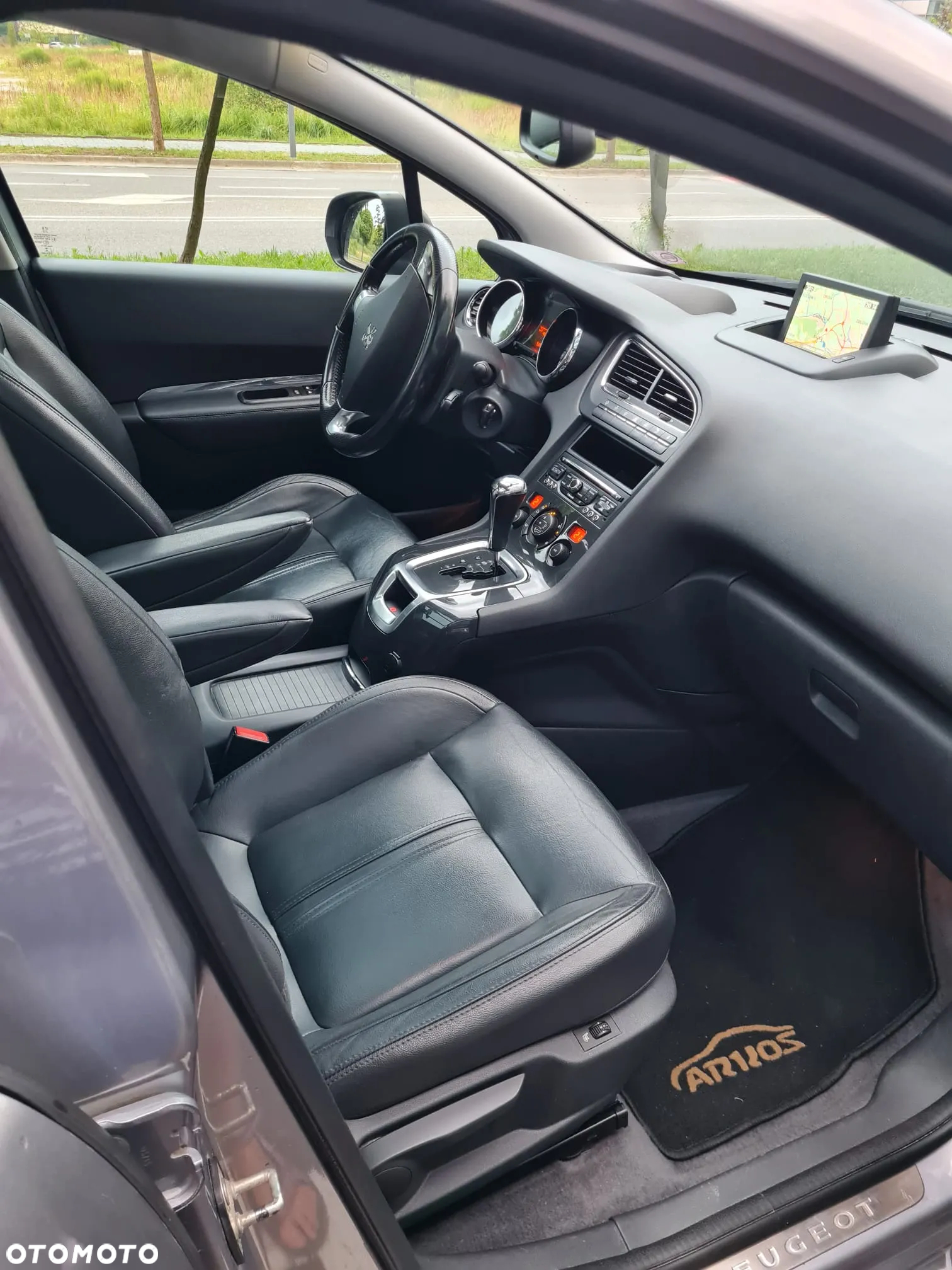 Peugeot 5008 2.0 HDi Allure 7os - 12