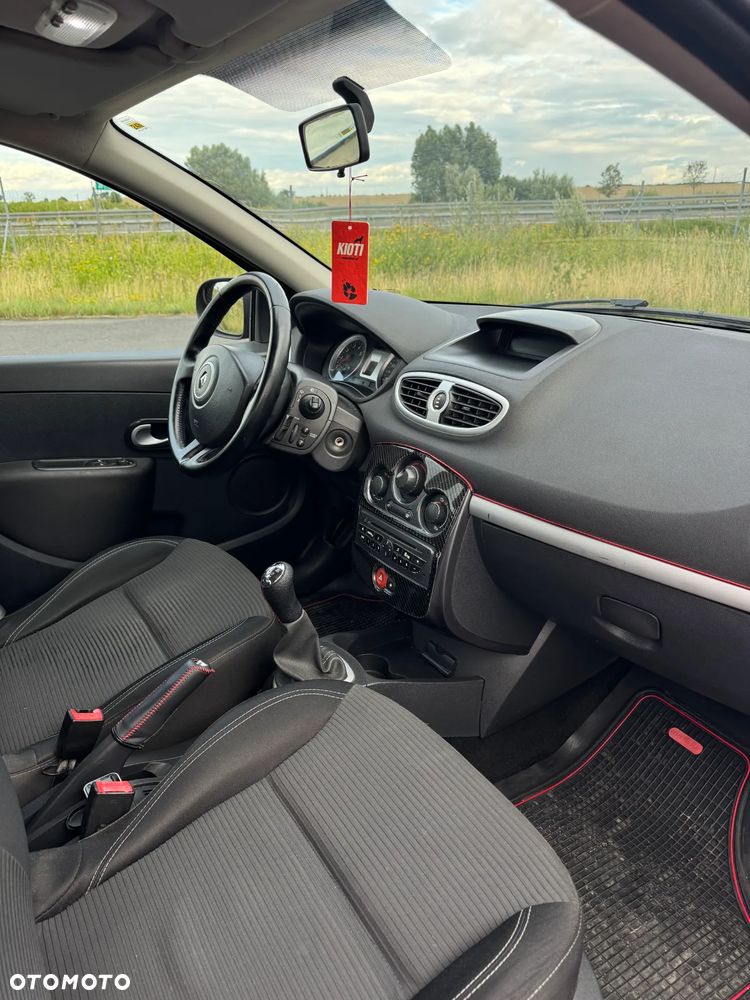 Renault Clio 1.2 16V Authentique - 13