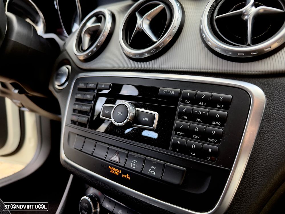 Mercedes-Benz GLA 200 CDI Urban - 47