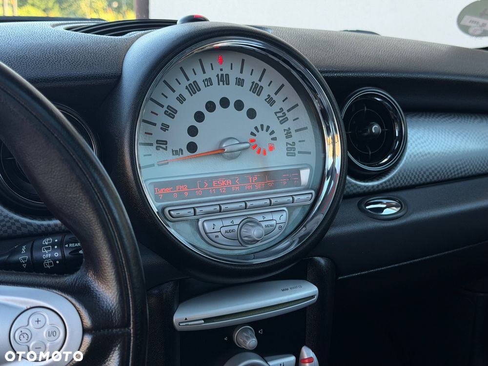 MINI Clubman - 24
