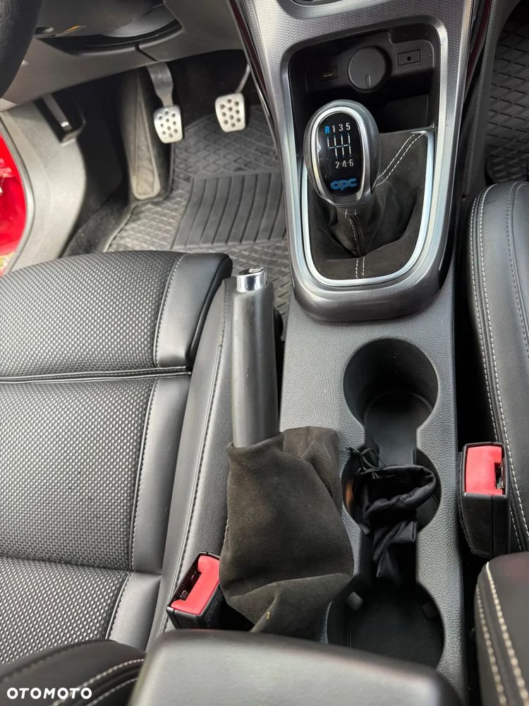 Opel Astra OPC Start/Stop - 9