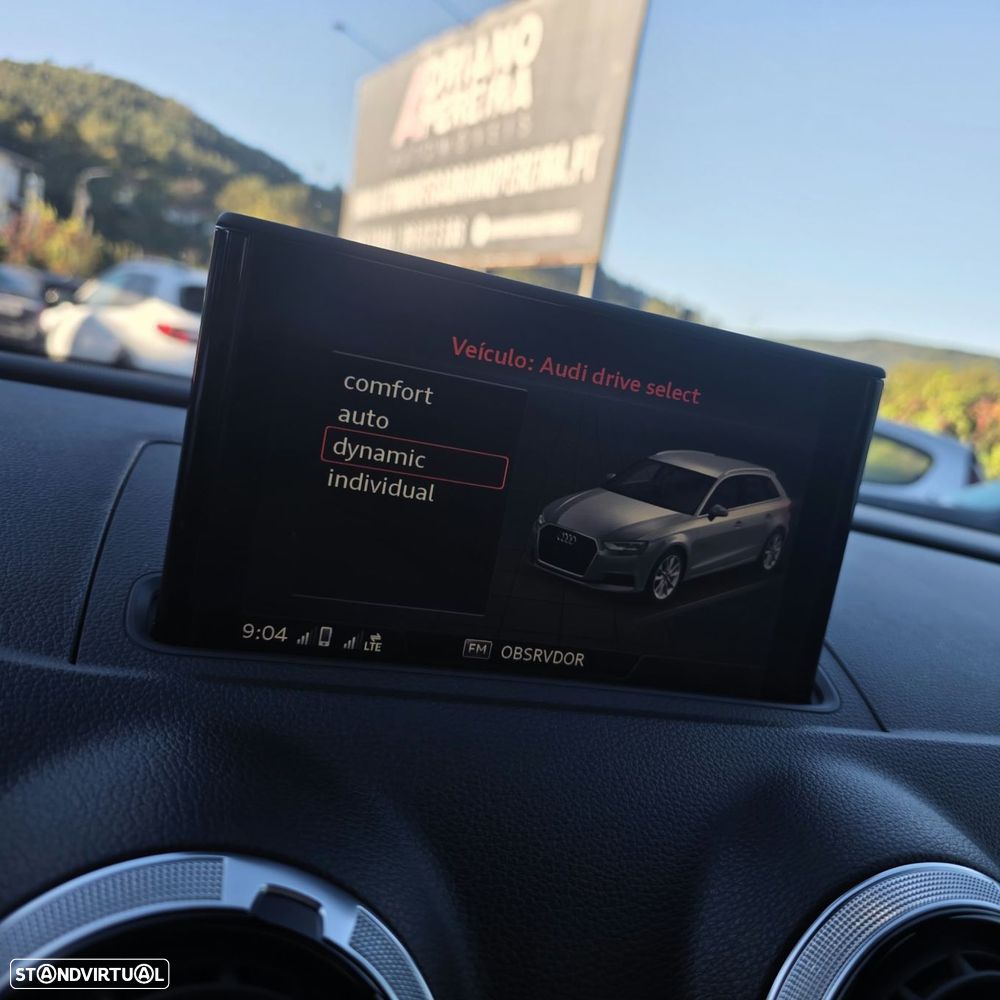 Audi RS3 Sportback 2.5 TFSI quattro S tronic - 24