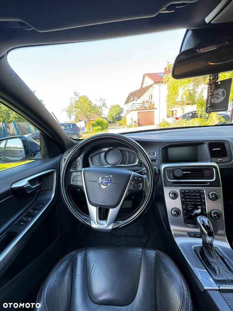 Volvo V60 - 10