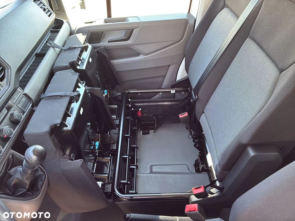 Volkswagen Crafter 35 Brygadówka/Furgon L3/H2, 2.0TDI 140KM, r.o. 3640 - 25