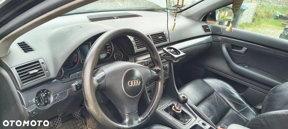 Audi A4 Limousine - 7