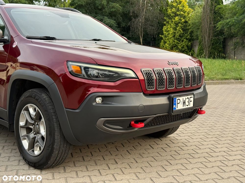 Jeep Cherokee - 1