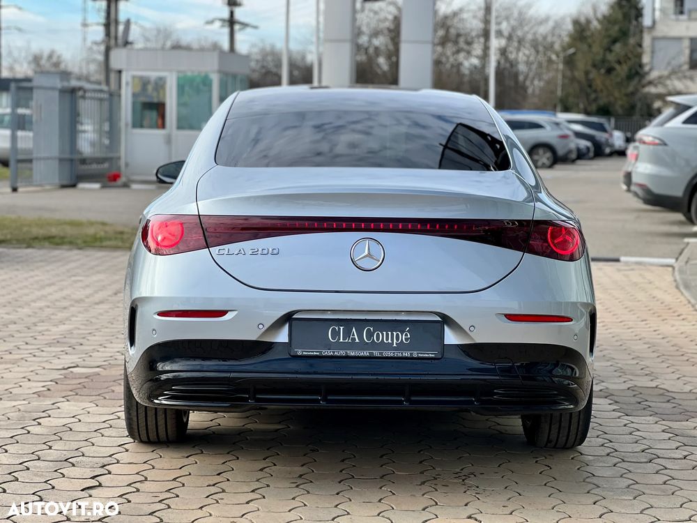 Mercedes-Benz CLA 200 - 4