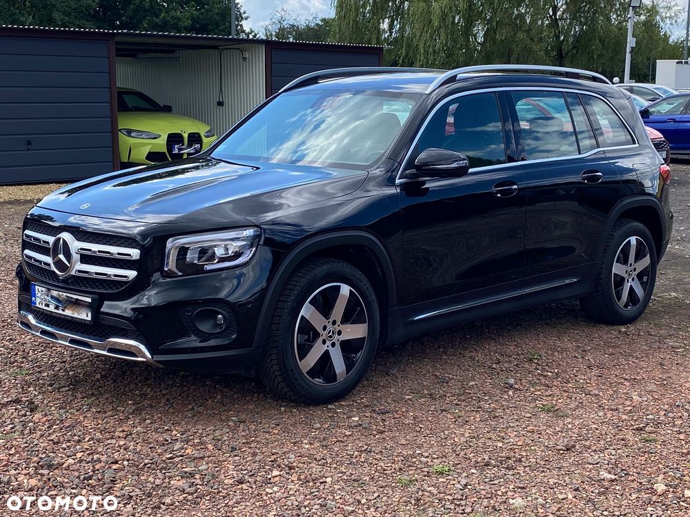 Mercedes-Benz GLB 250 4-Matic 8G-DCT - 3