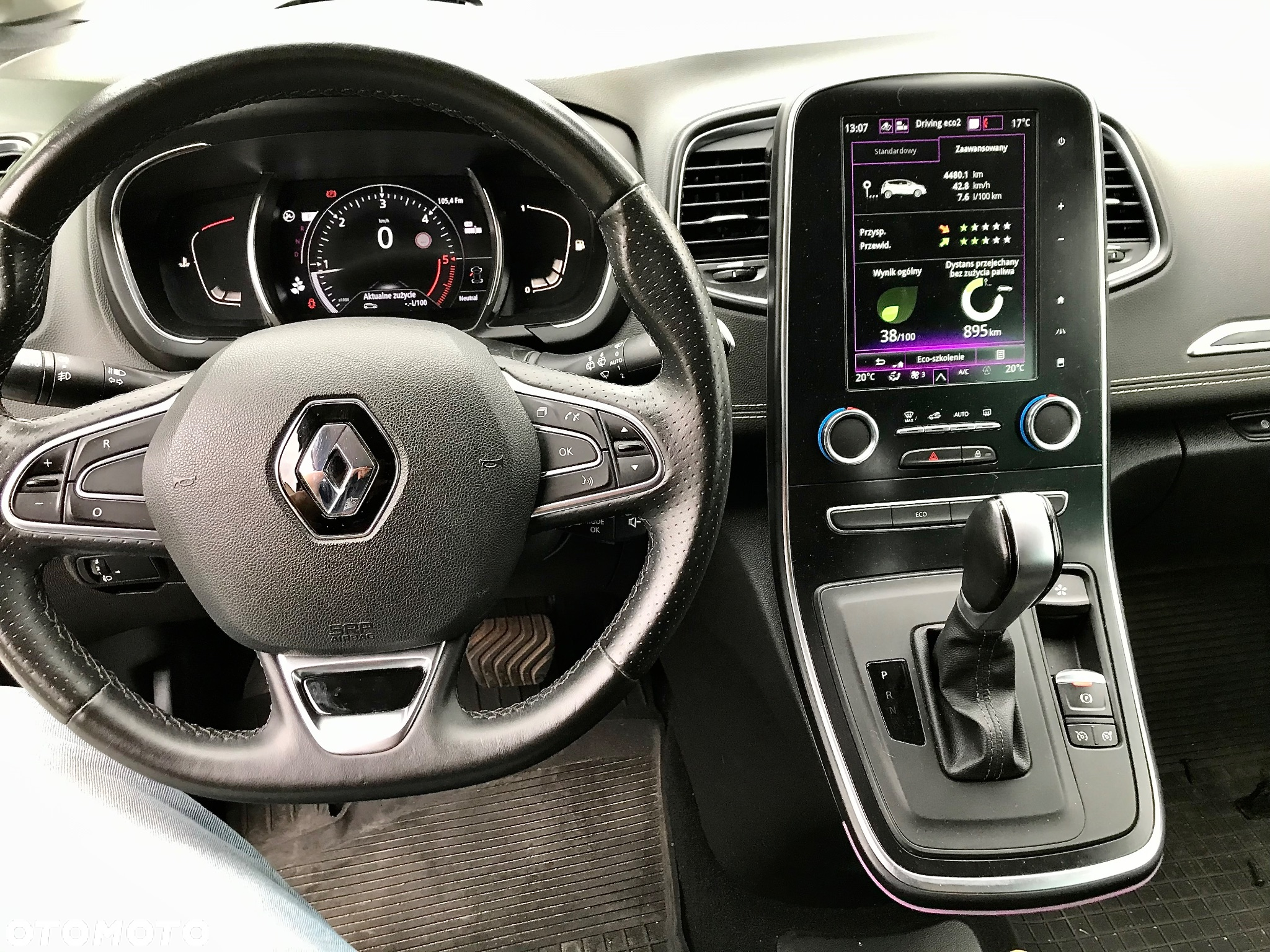 Renault Scenic BLUE dCi 150 EDC BUSINESS EDITION - 7