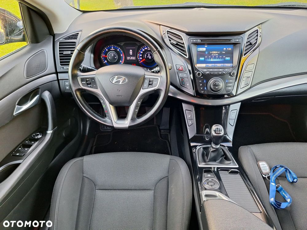 Hyundai i40 1.7 CRDi Comfort + - 7