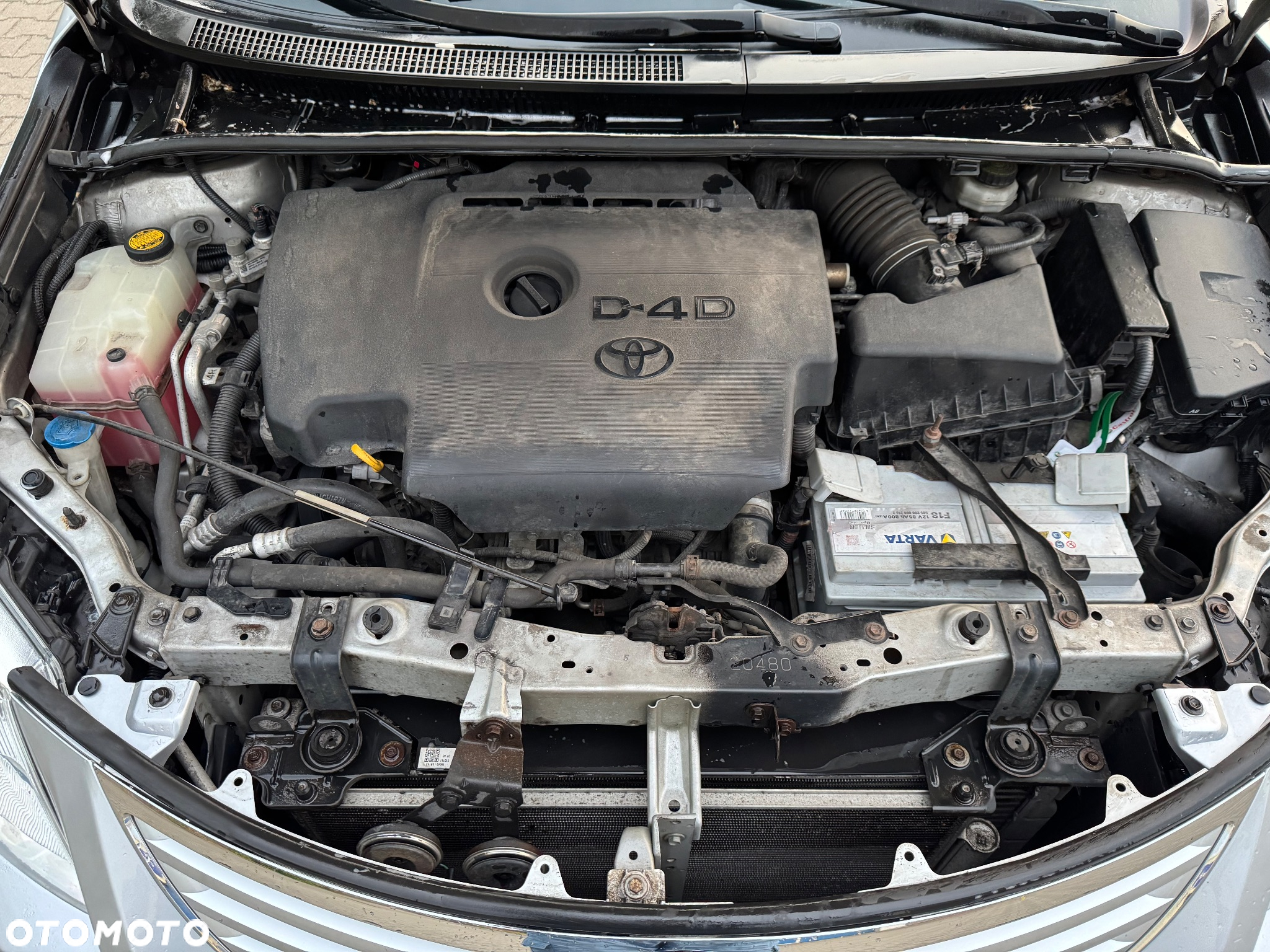 Toyota Avensis 2.0 D-4D Sol - 12