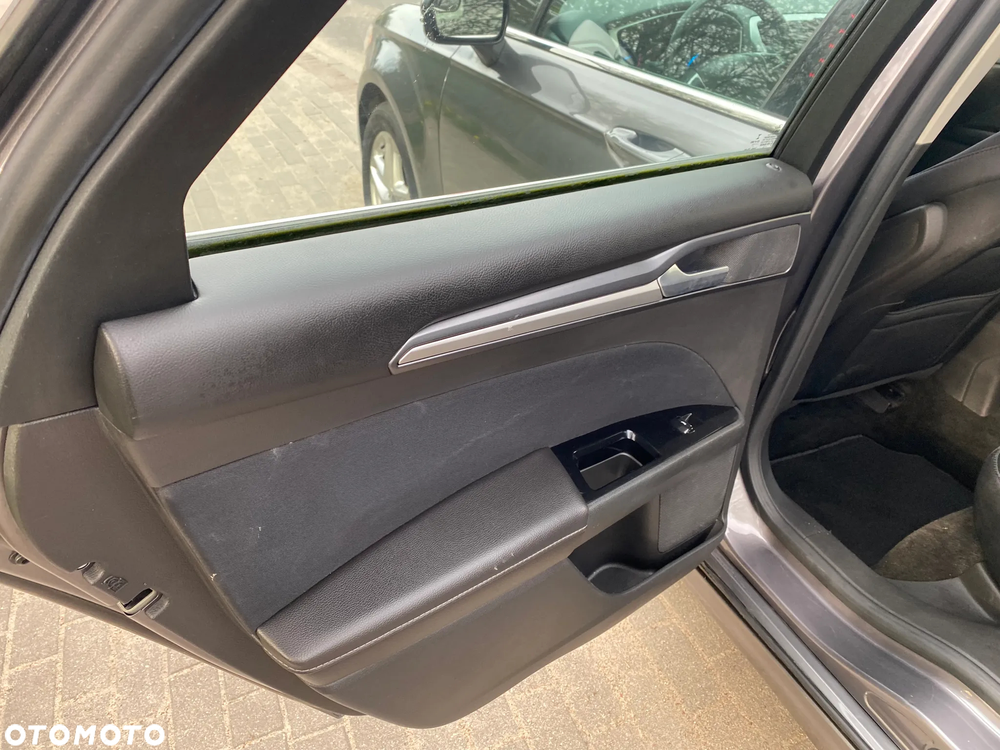 Ford Fusion - 17