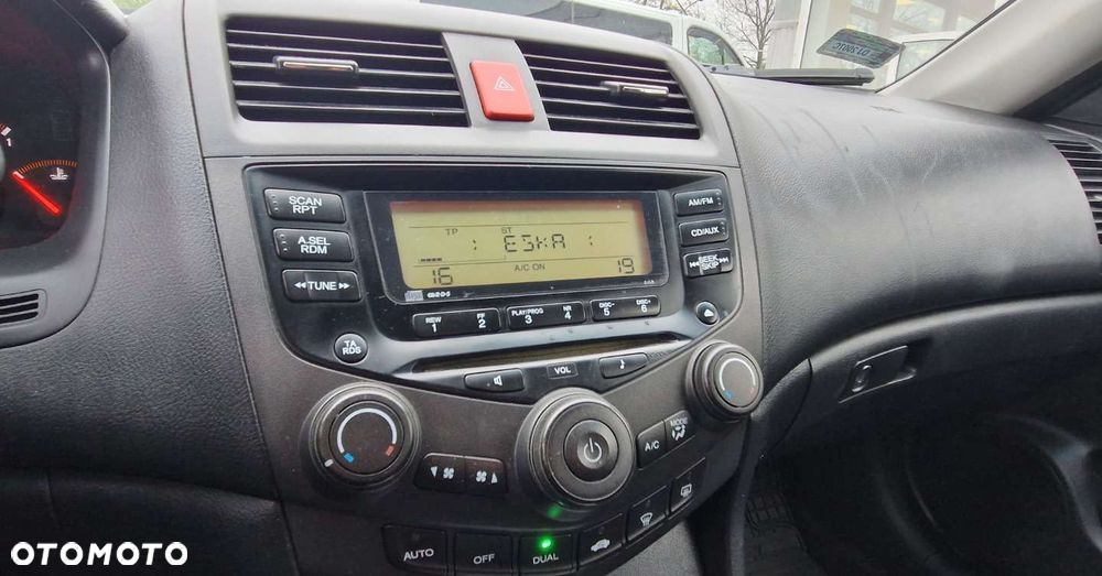 Honda Accord 2.0 i Comfort - 17