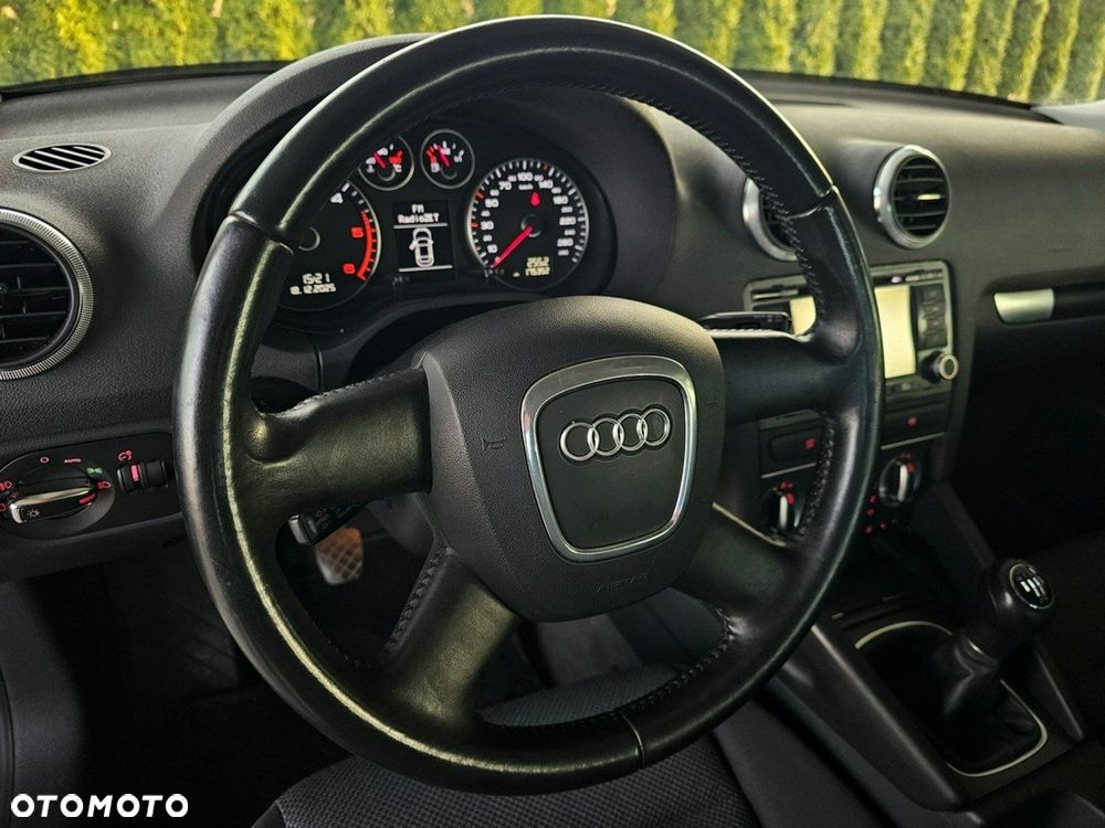 Audi A3 Sportback - 13
